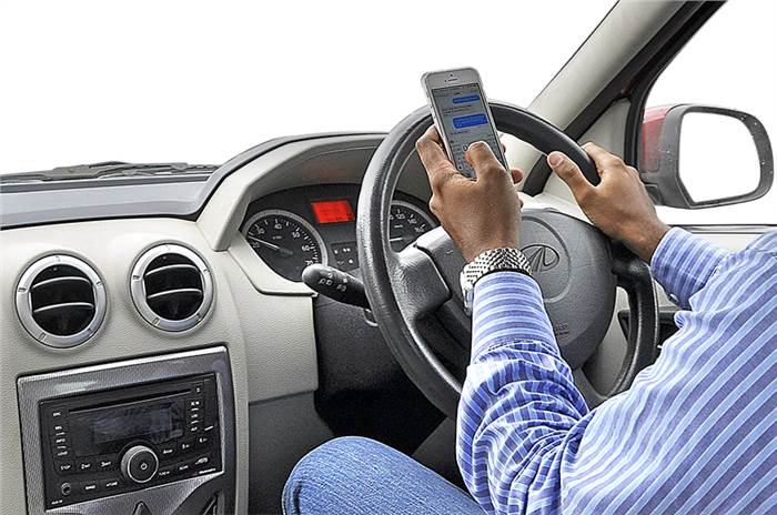 Survey: 60 percent of Indians use cell phones while driving